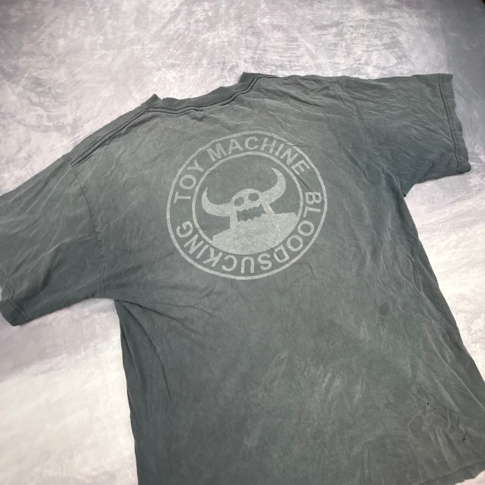 Vintage Toy Machine Bloodsucking Skateboard Co Pocket T-Shirt Faded Black Y2K - Picture 4 of 9